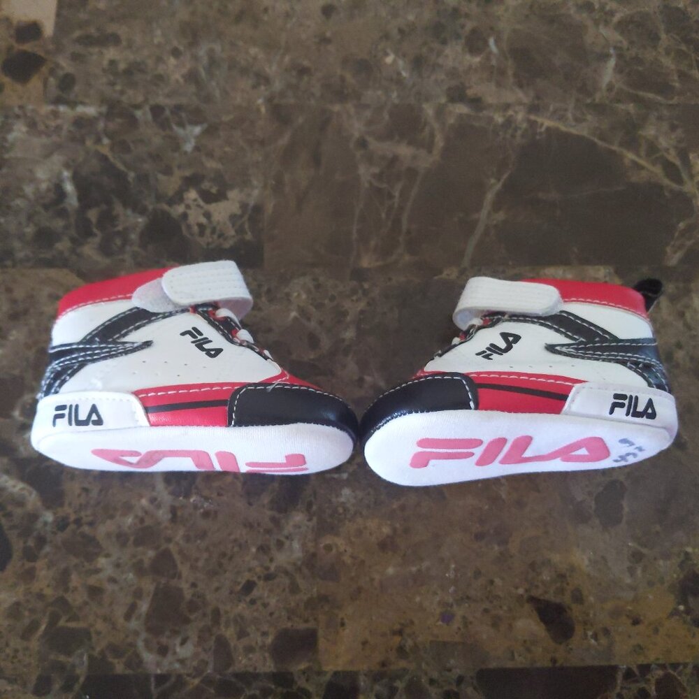 FILA BABY BOY SHOES SIZE O TO 6 MONTHS - Picture 9 of 11